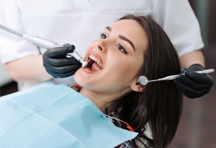 Почему болит зуб после лечения кариеса