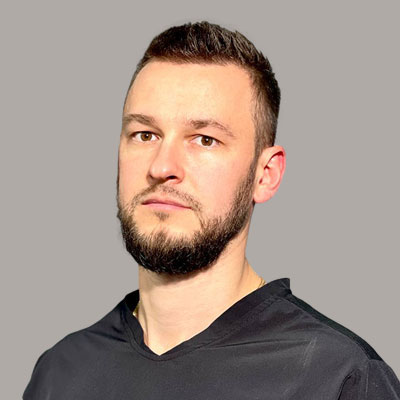  Романов Максим Олегович